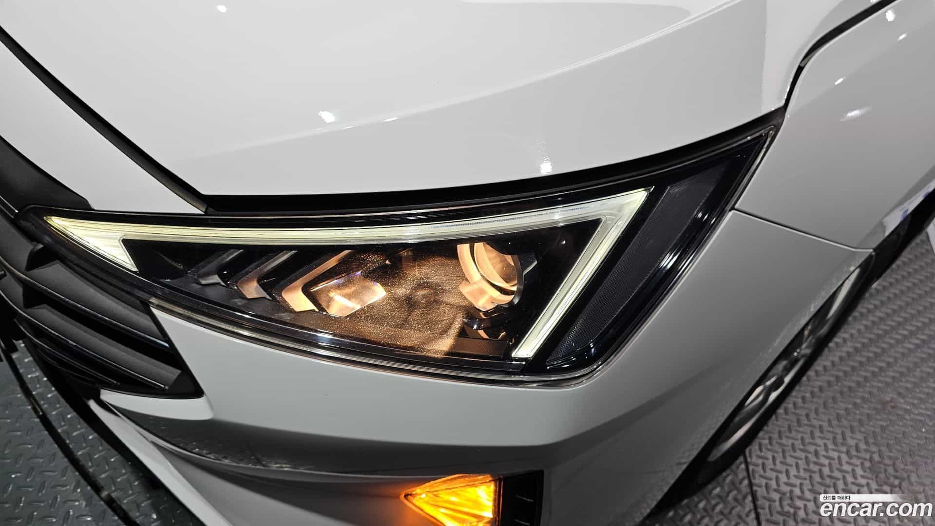AVANTE Hyundai 2019.8-OUTER-032