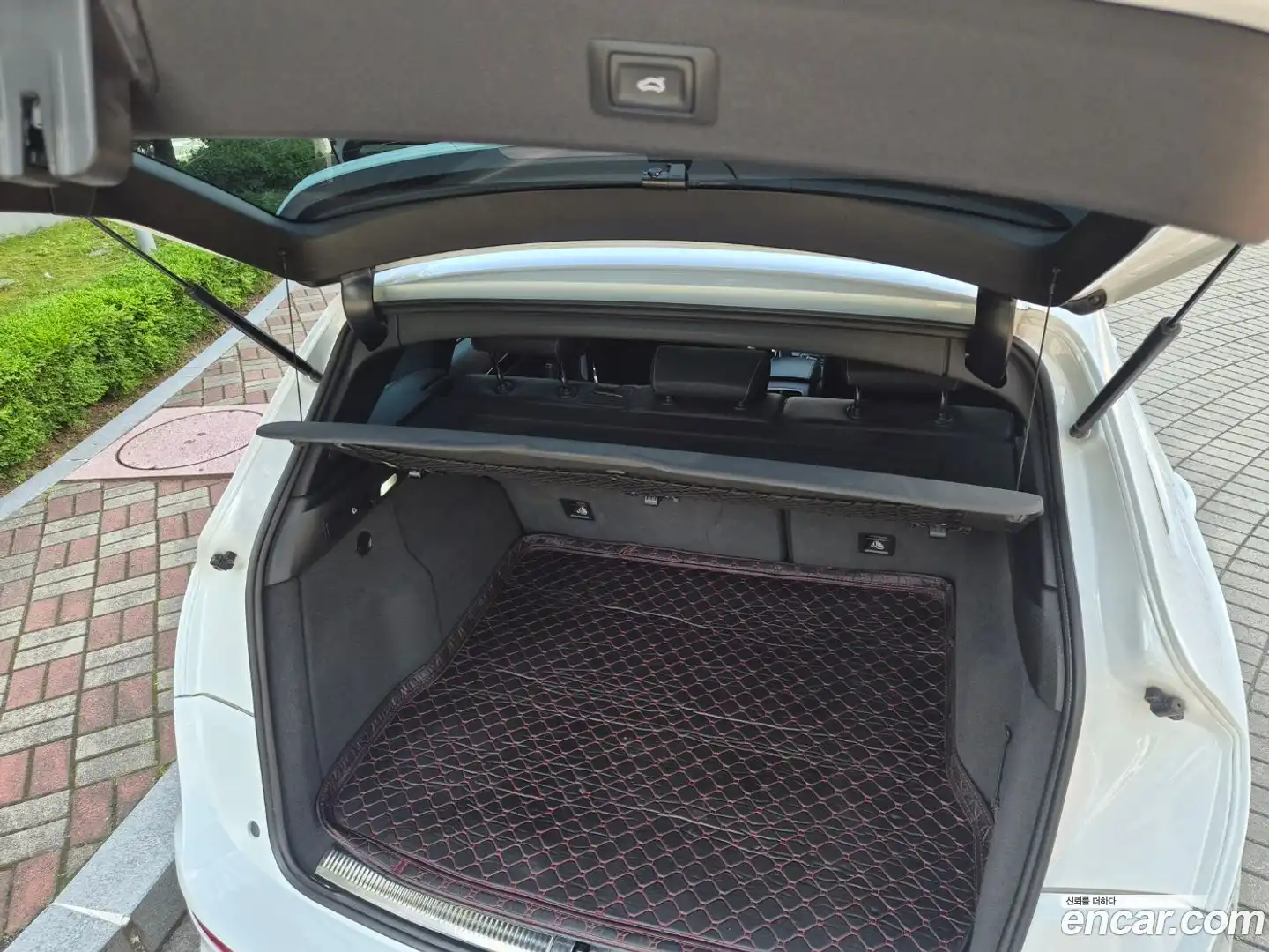 SQ5 Audi 2014.3-OPTION-024