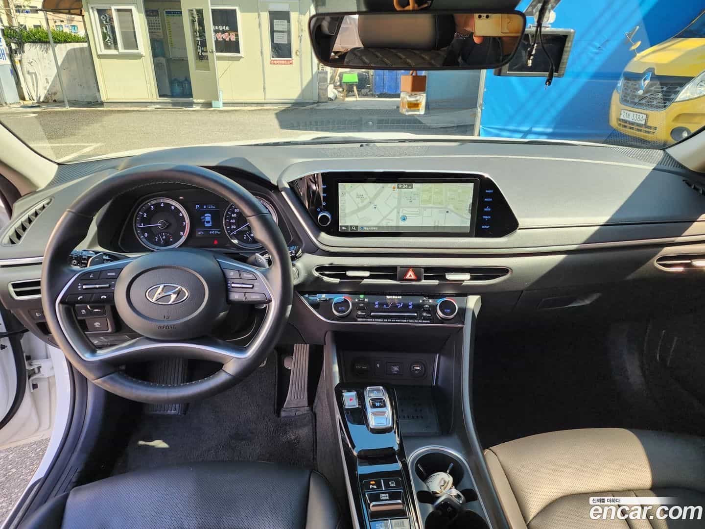 Sonata Hyundai 2021.0-INNER-010