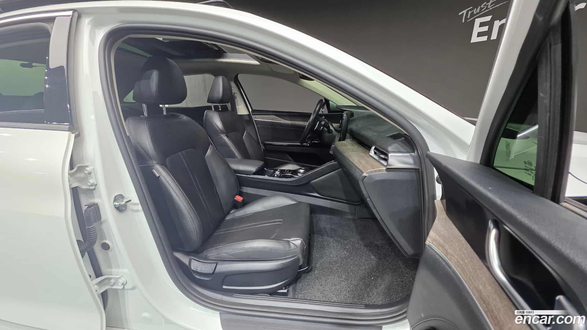 K5 Kia 2021.5-INNER-010