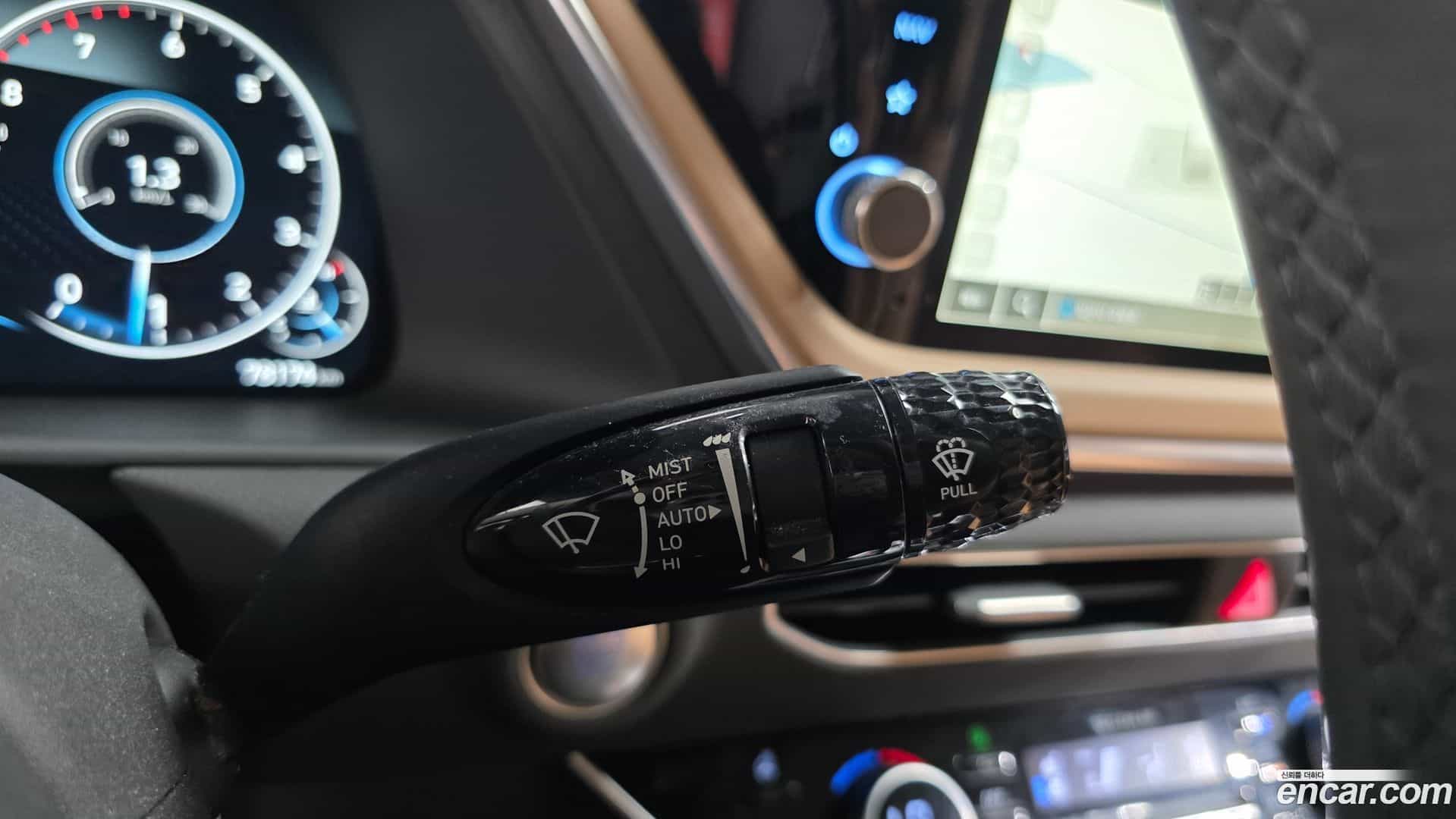 Sonata Hyundai 2019.5-OPTION-043