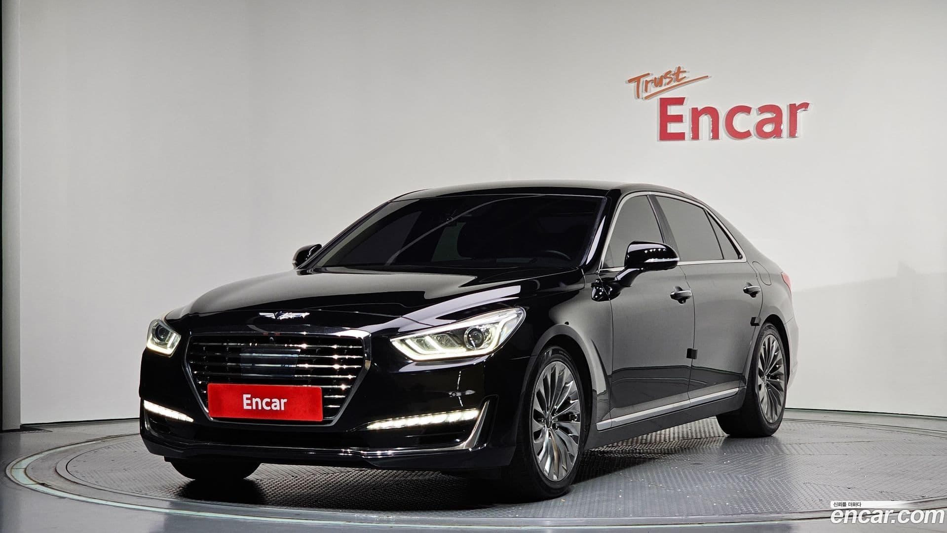 Main__Slider__Photo:EQ900 Genesis 2016.1-0