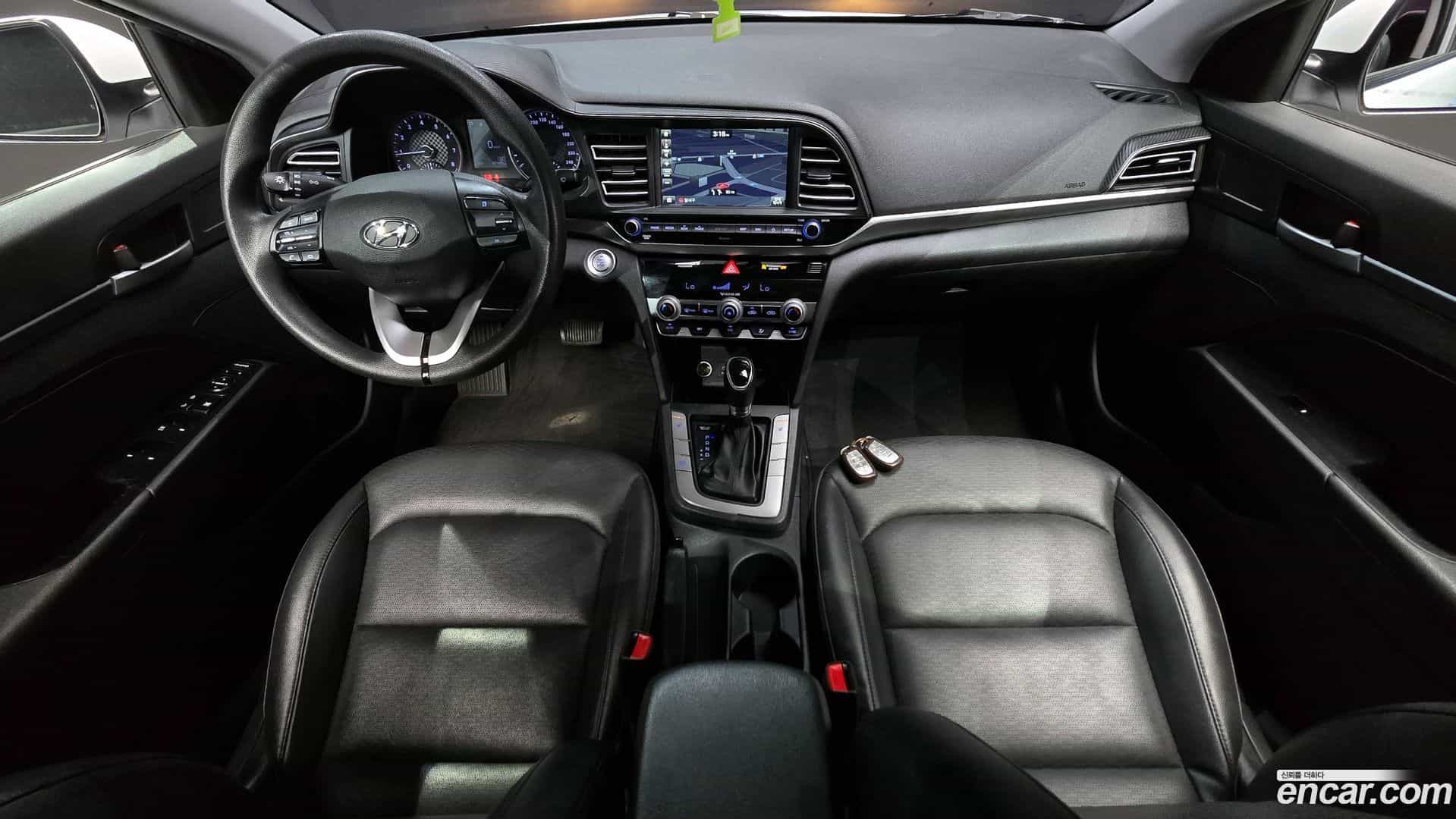 AVANTE Hyundai 2019.7-INNER-007