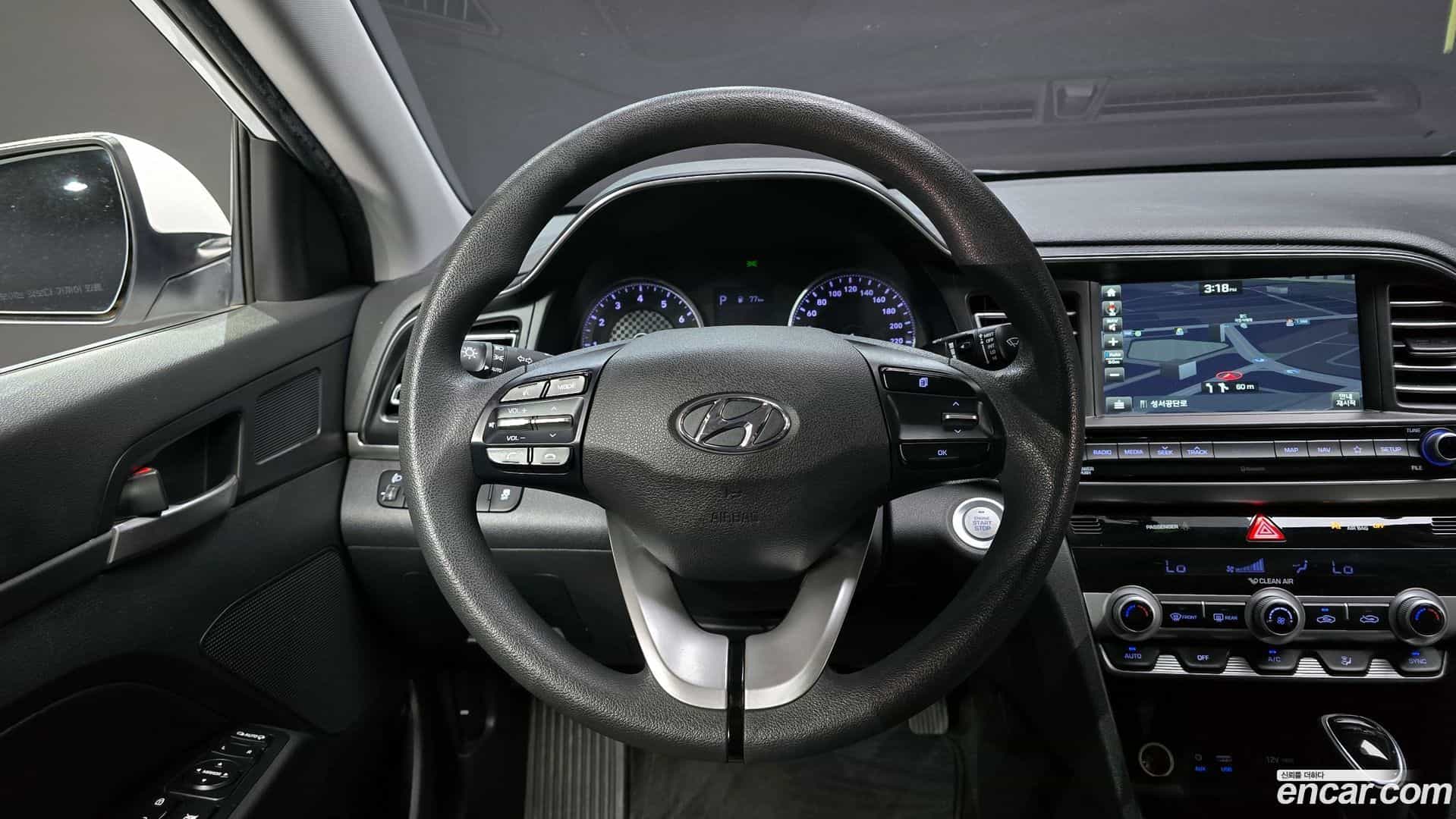 AVANTE Hyundai 2019.7-OPTION-017