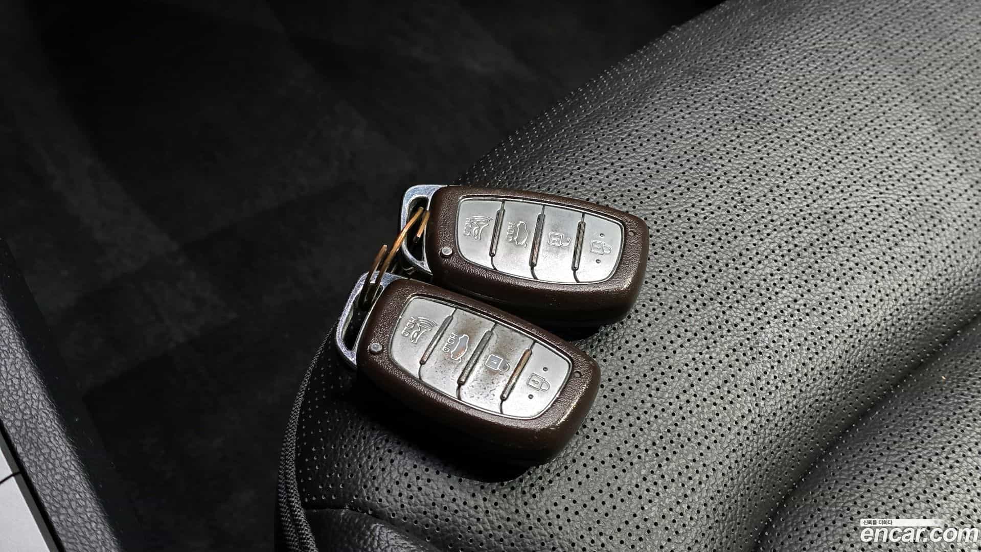 AVANTE Hyundai 2019.7-OPTION-023