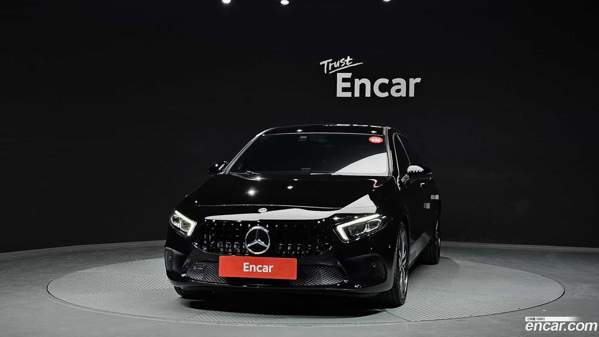 A-Class Mercedes-Benz 2021.0-OUTER-003