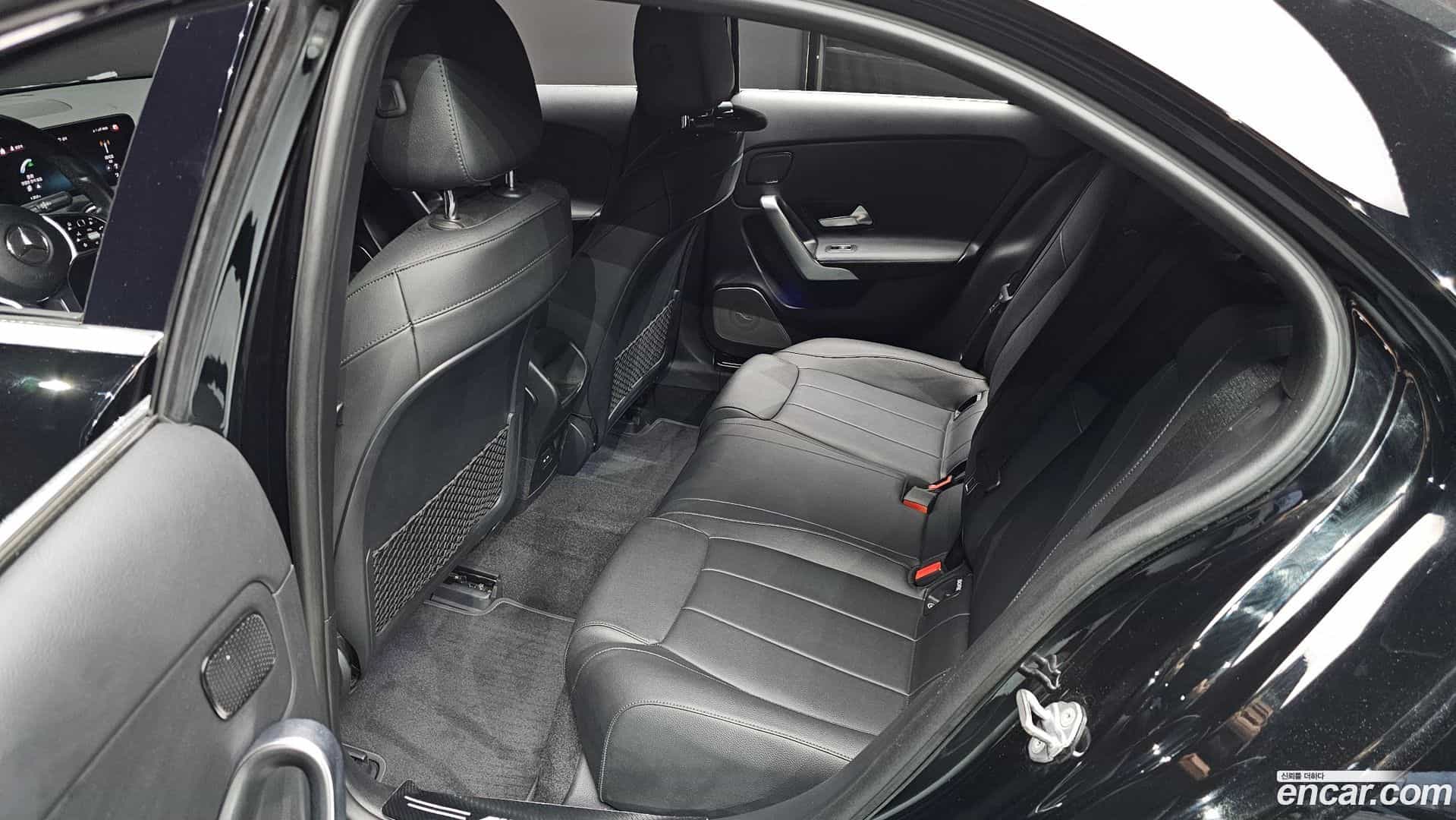 A-Class Mercedes-Benz 2021.0-OPTION-016