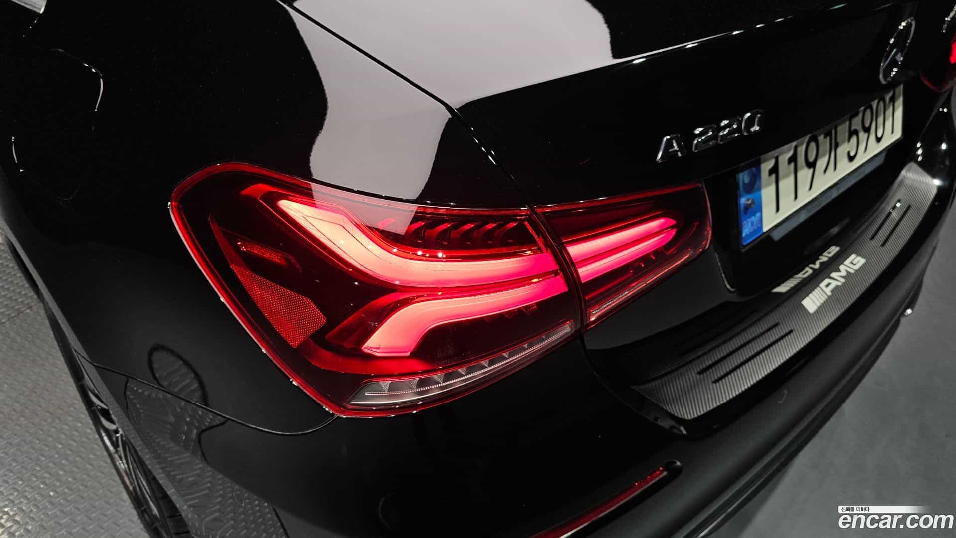 A-Class Mercedes-Benz 2021.0-OUTER-033