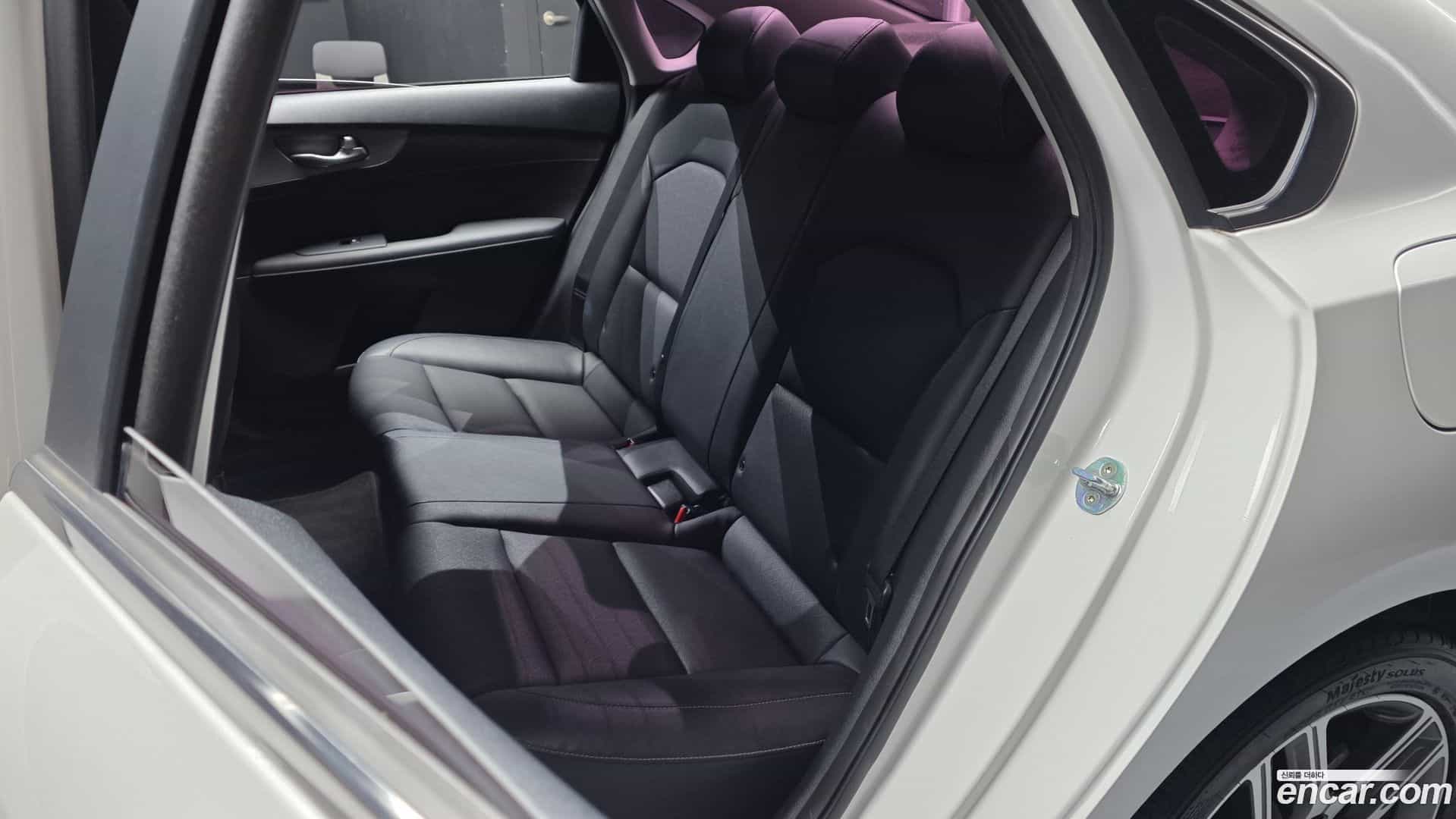 K3 Kia 2020.3-OPTION-016
