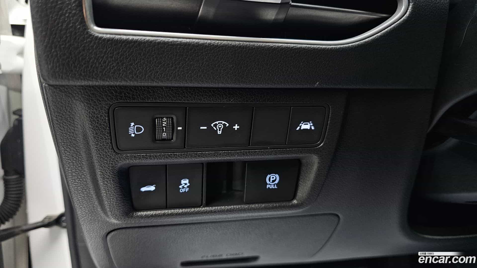 Sonata Hyundai 2019.9-OPTION-017
