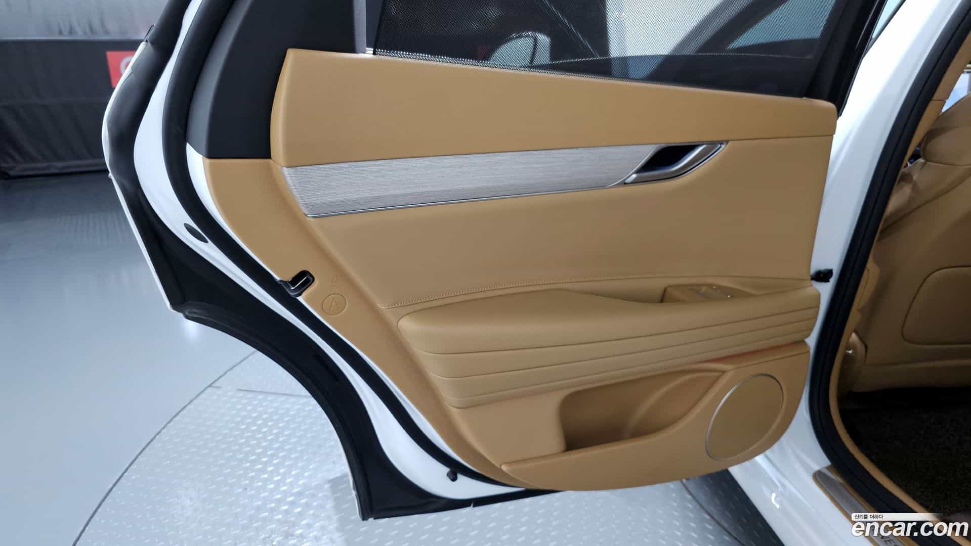 G80 Genesis 2024.5-INNER-035