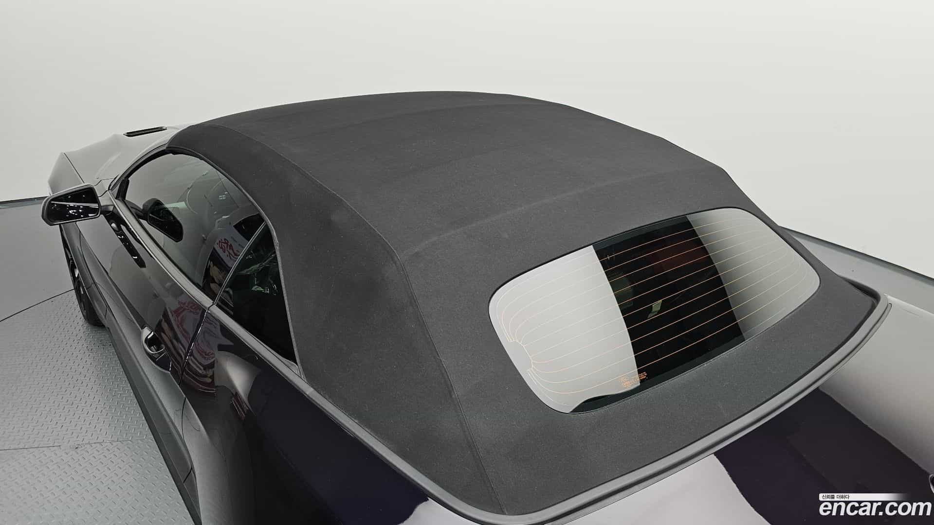 Mustang Ford 2022.10-OPTION-042