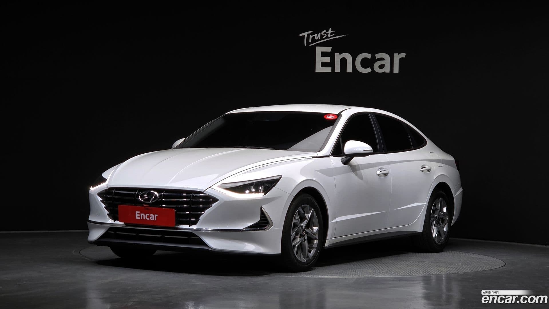 Main__Slider__Photo:Sonata Hyundai 2020.8-0