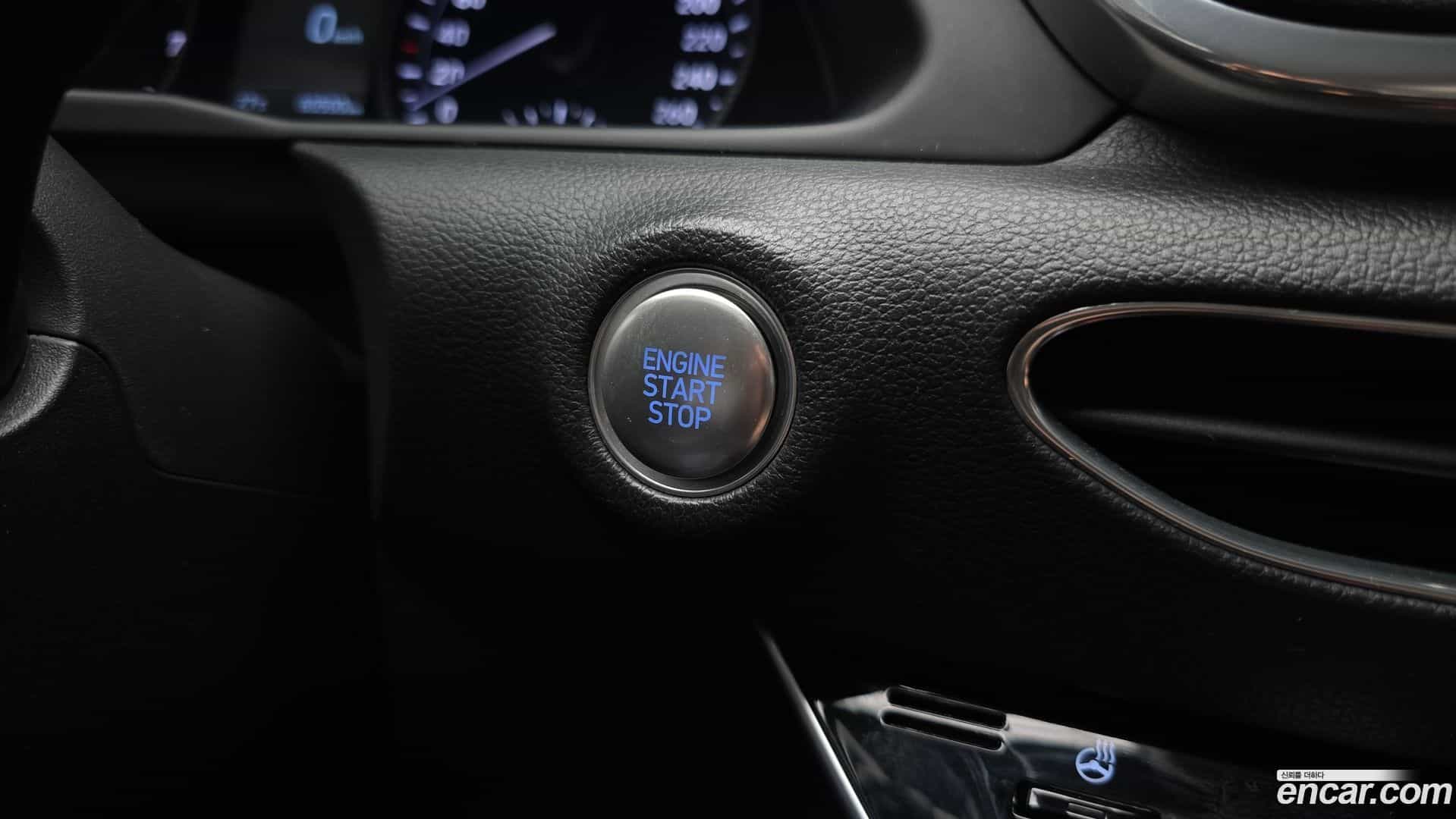 Sonata Hyundai 2020.8-OPTION-023