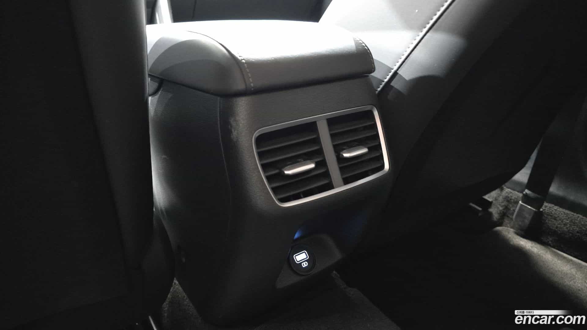 Sonata Hyundai 2020.8-OPTION-047