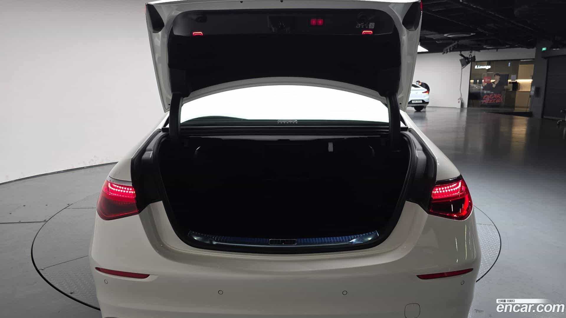 S-Class Mercedes-Benz 2023.2-OPTION-024