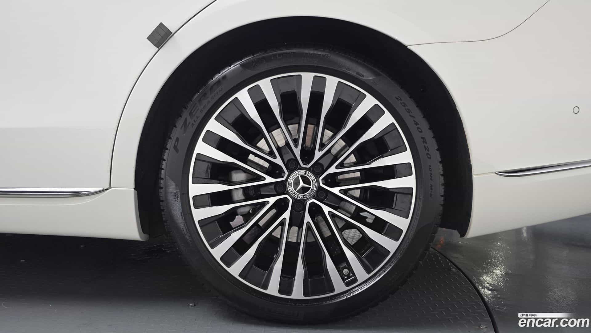 S-Class Mercedes-Benz 2023.2-OUTER-031