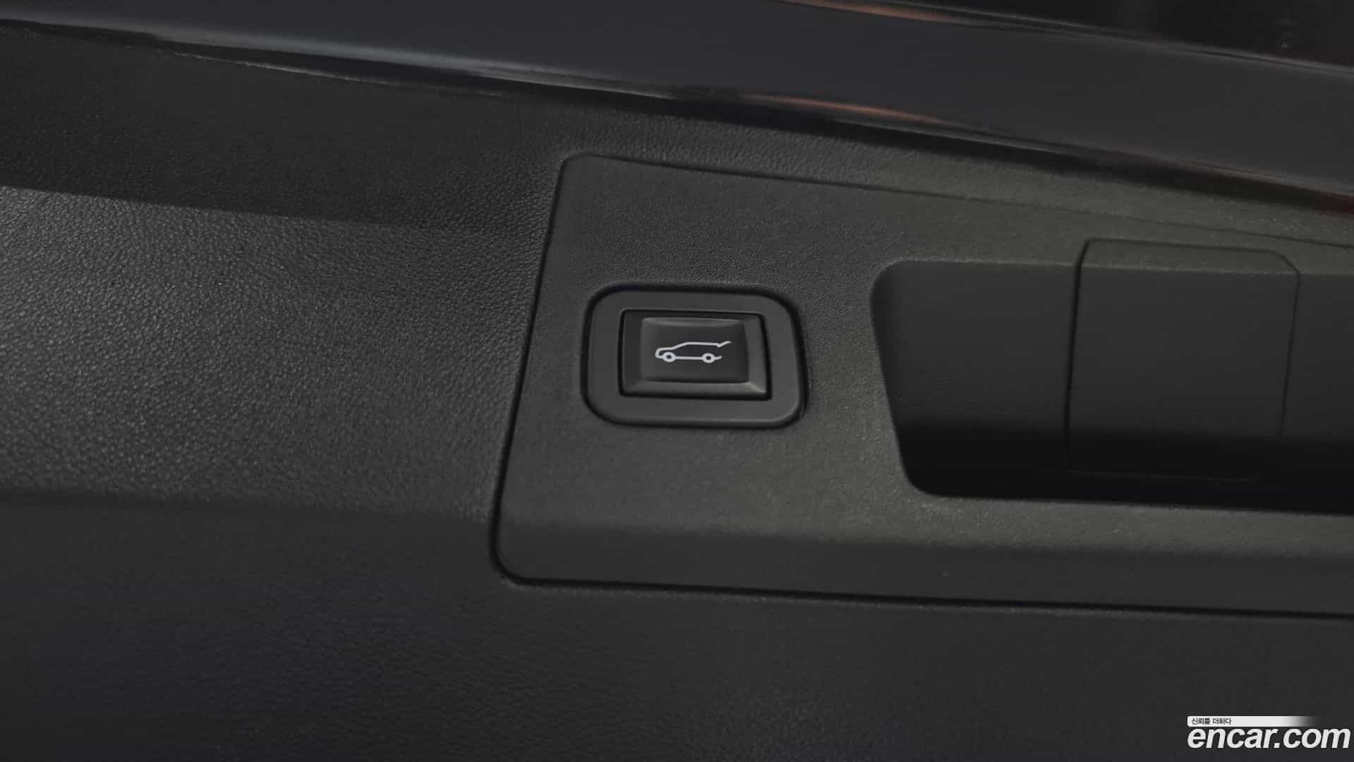 XT5 Cadillac 2019.1-OPTION-040
