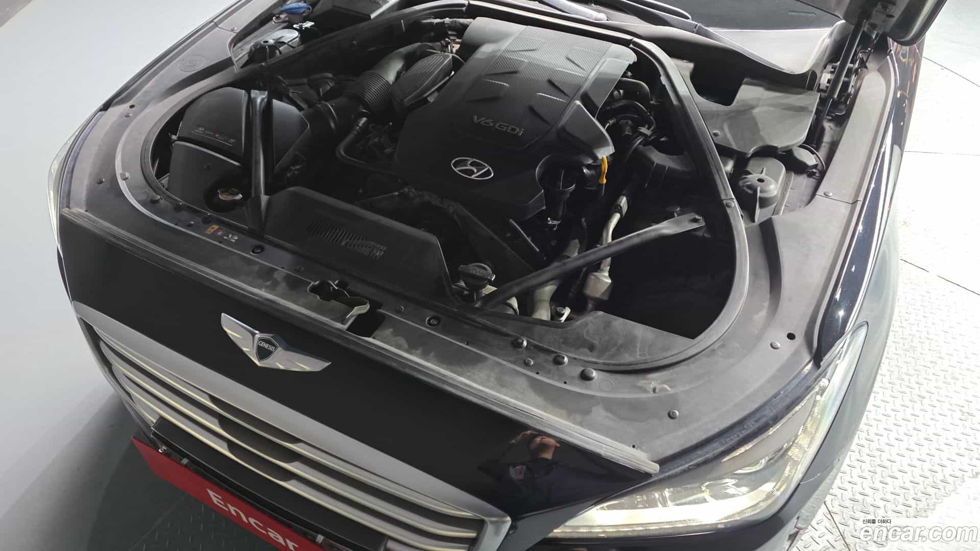 Genesis Hyundai 2014.2-OUTER-006