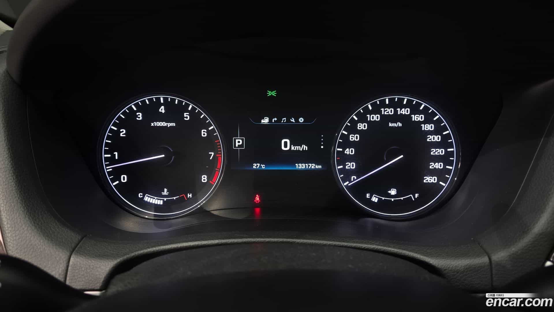 Genesis Hyundai 2014.2-INNER-008