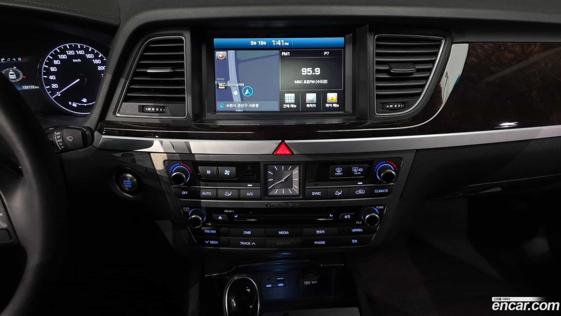 Genesis Hyundai 2014.2-OPTION-016