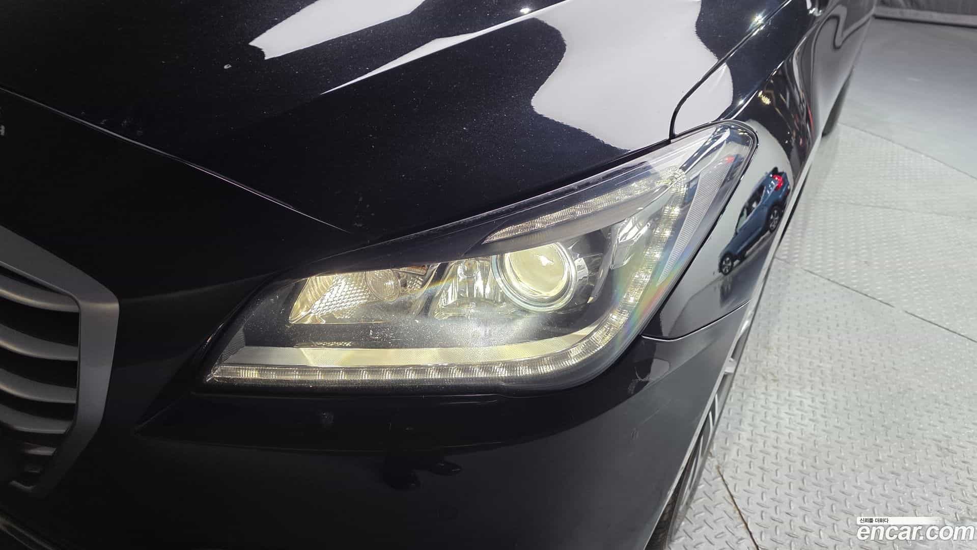 Genesis Hyundai 2014.2-OUTER-032
