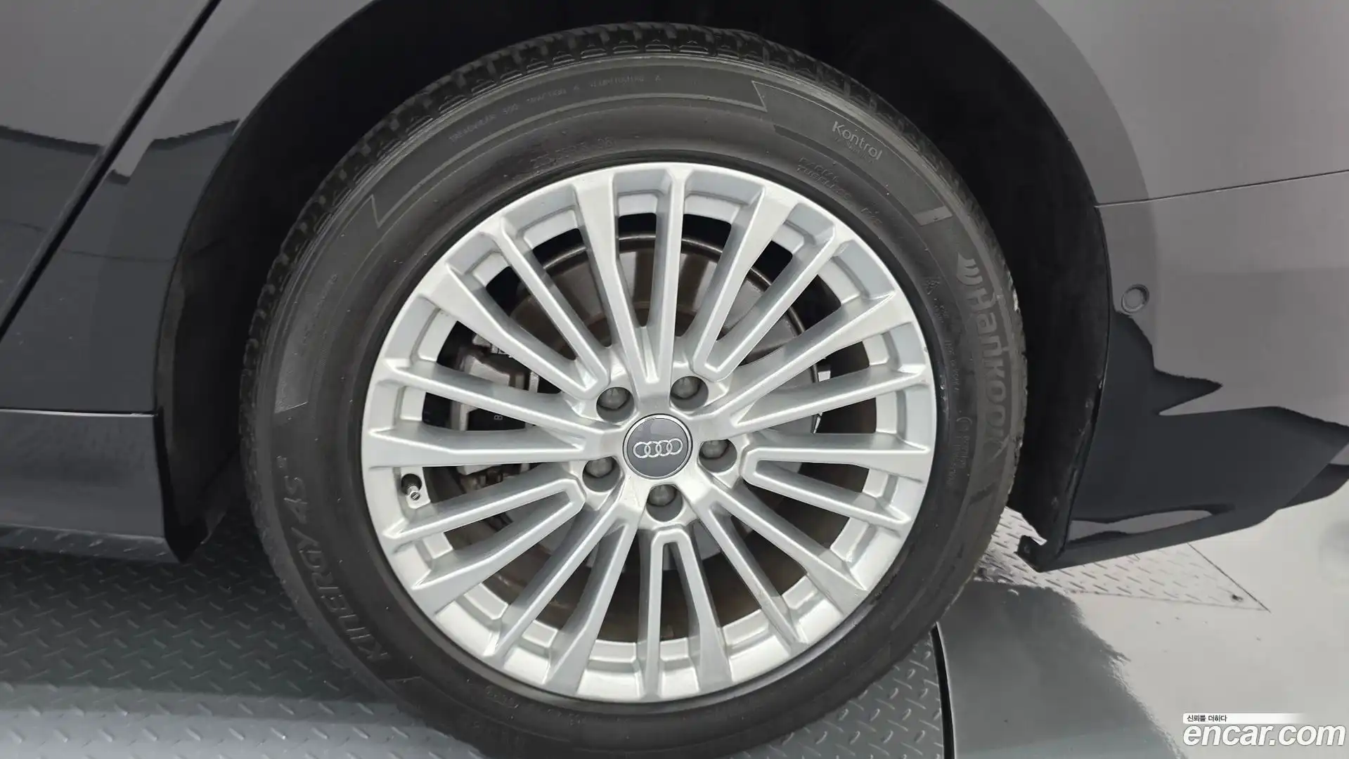 A6 Audi 2019.11-OUTER-031