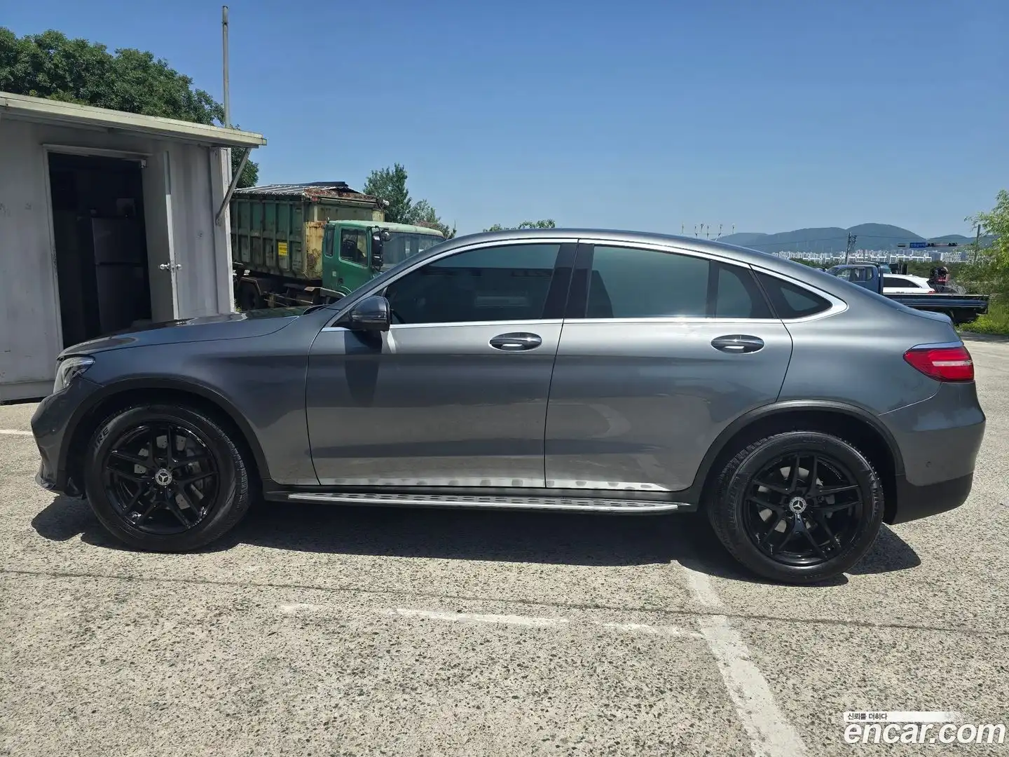 GLC-Class Mercedes-Benz 2018.2-OUTER-004