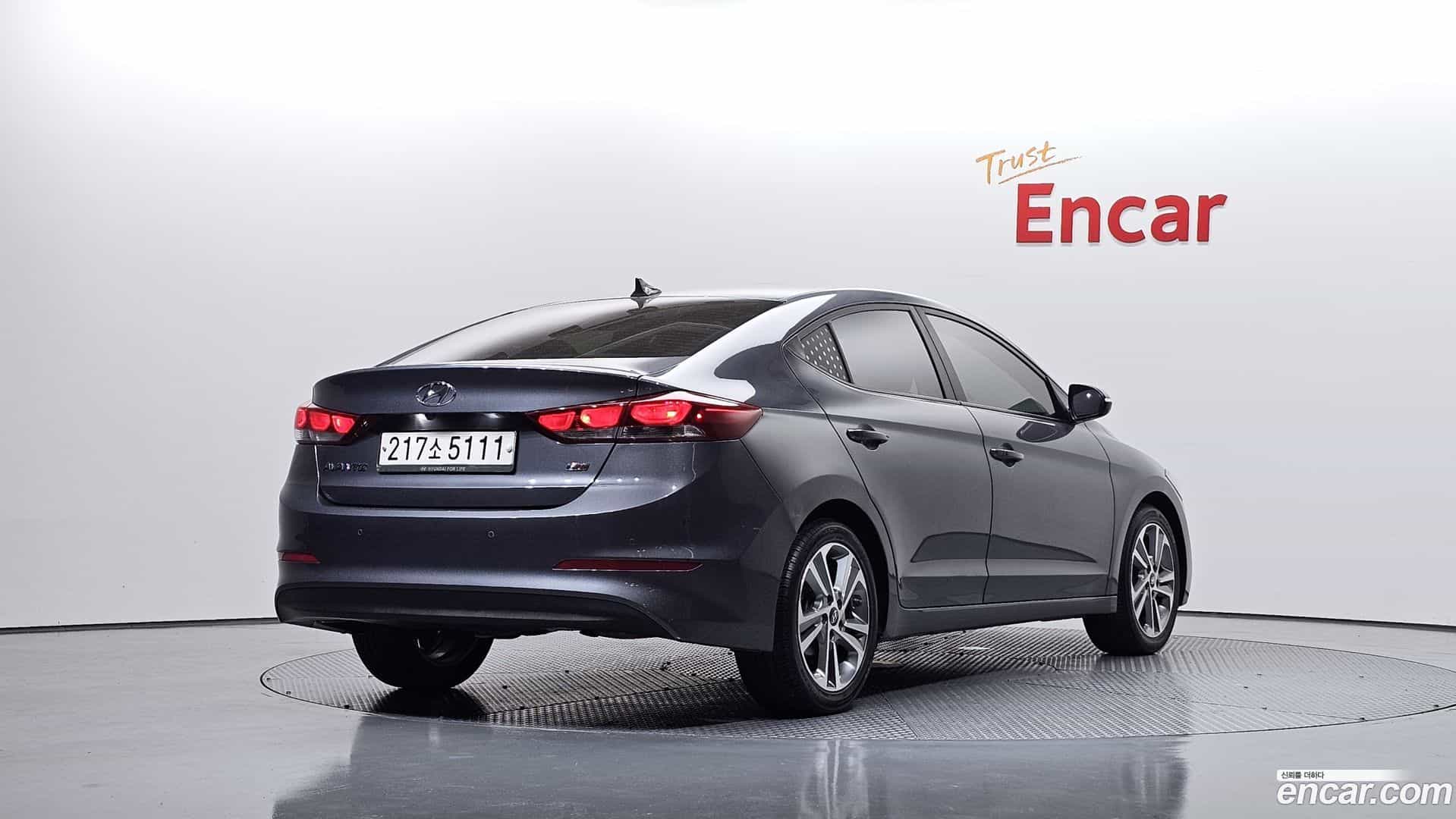 AVANTE Hyundai 2017.4-OUTER-002