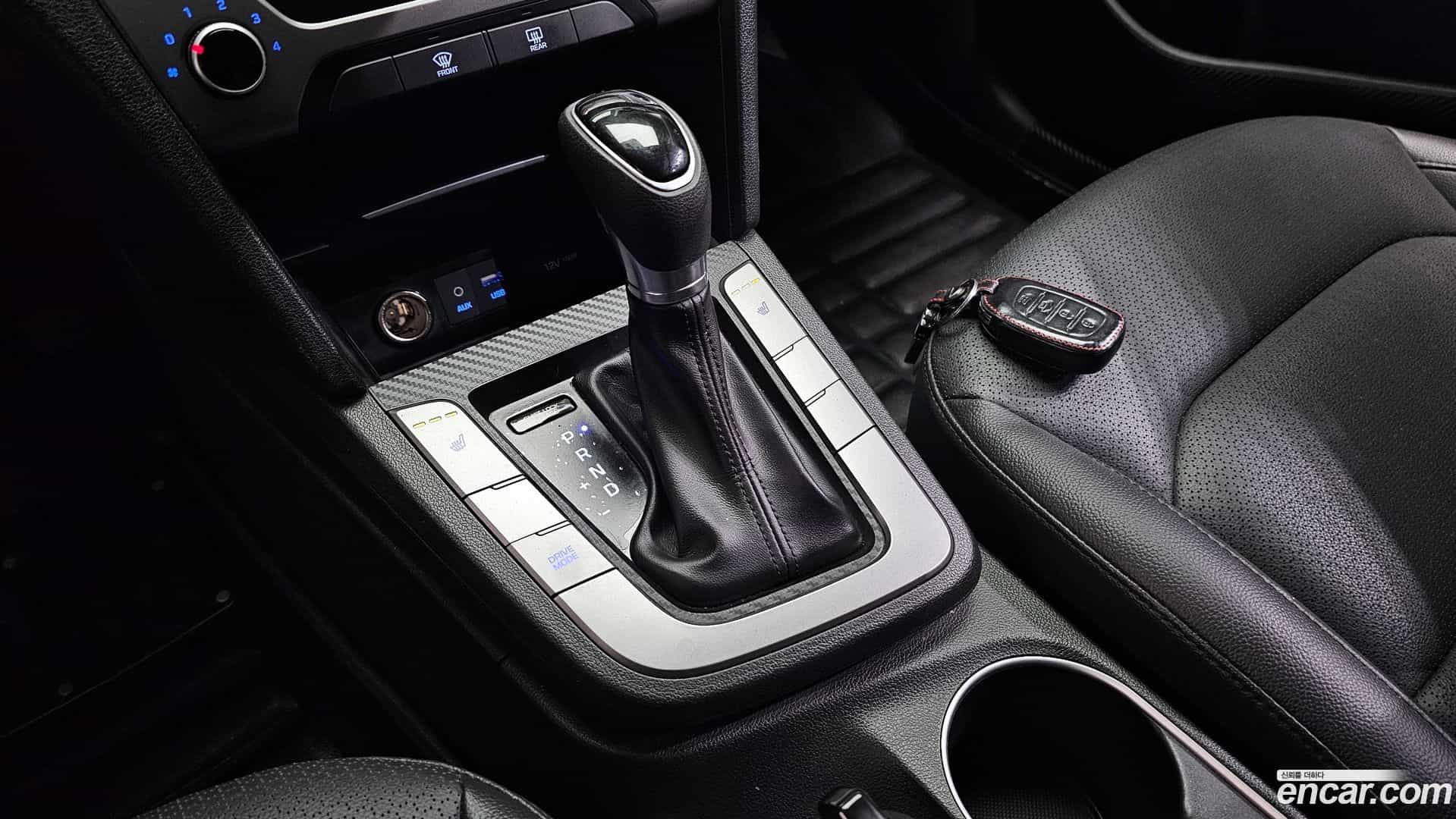 AVANTE Hyundai 2017.4-INNER-009