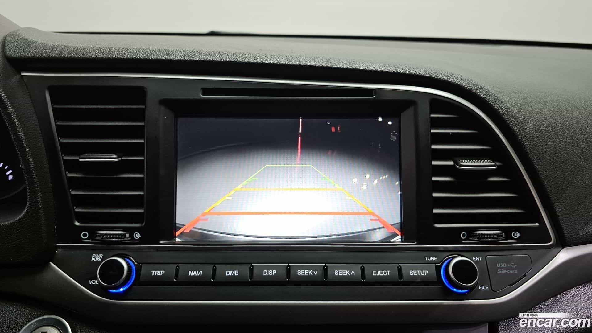 AVANTE Hyundai 2017.4-OPTION-019