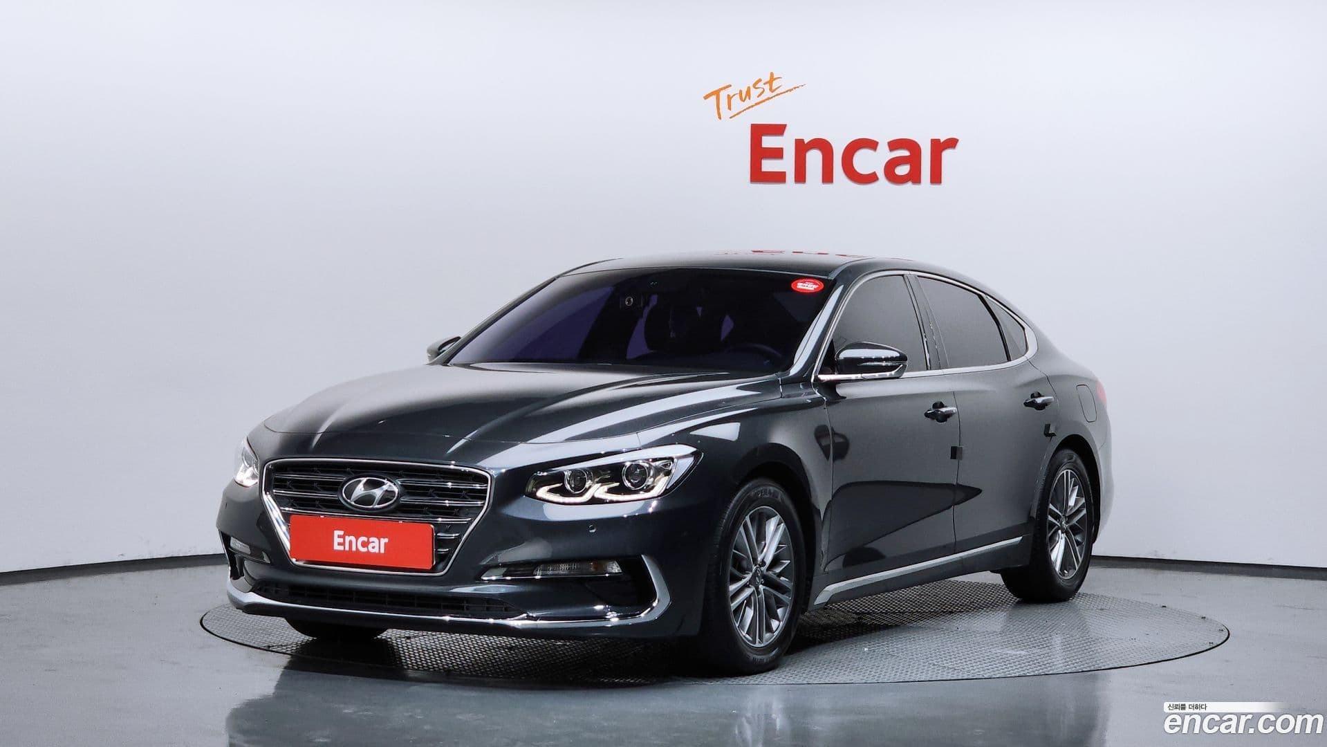 Main__Slider__Photo:Grandeur Hyundai 2017.5-0