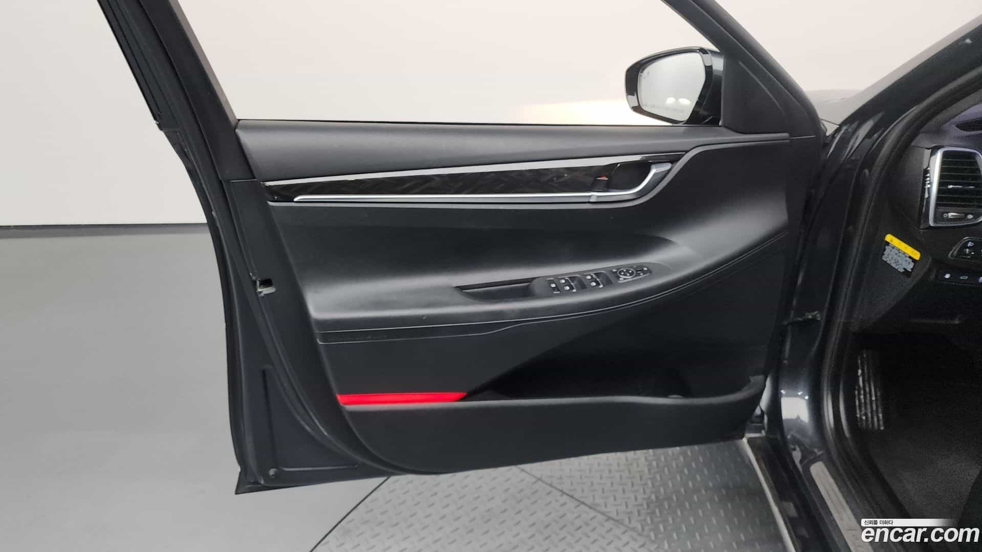 Grandeur Hyundai 2017.5-INNER-034
