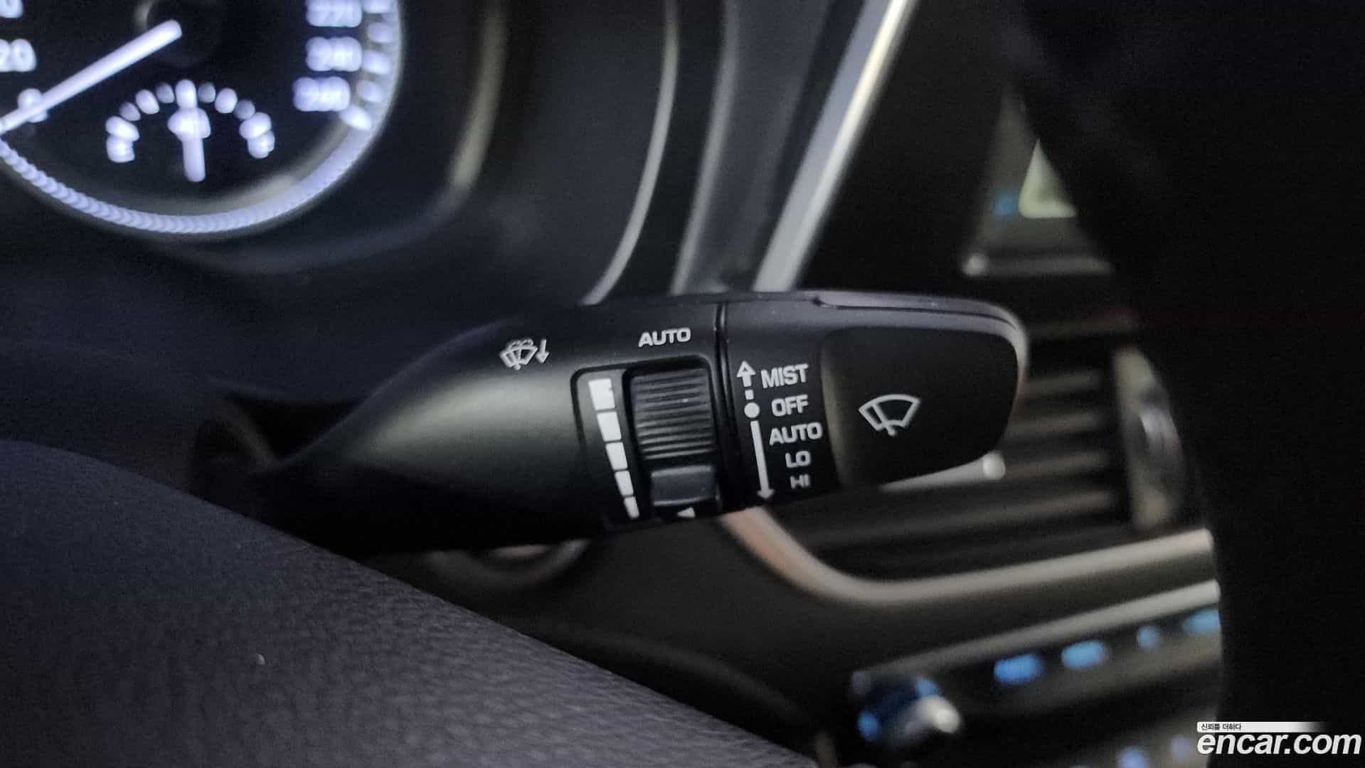 Grandeur Hyundai 2017.5-OPTION-042