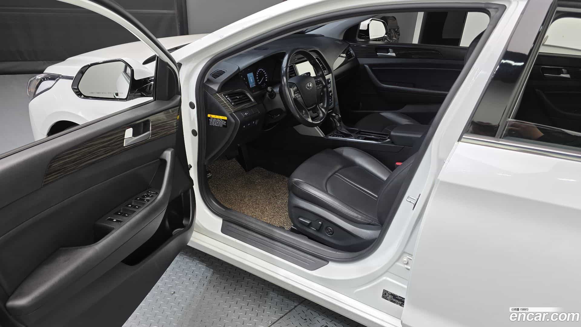 Sonata Hyundai 2015.11-INNER-010
