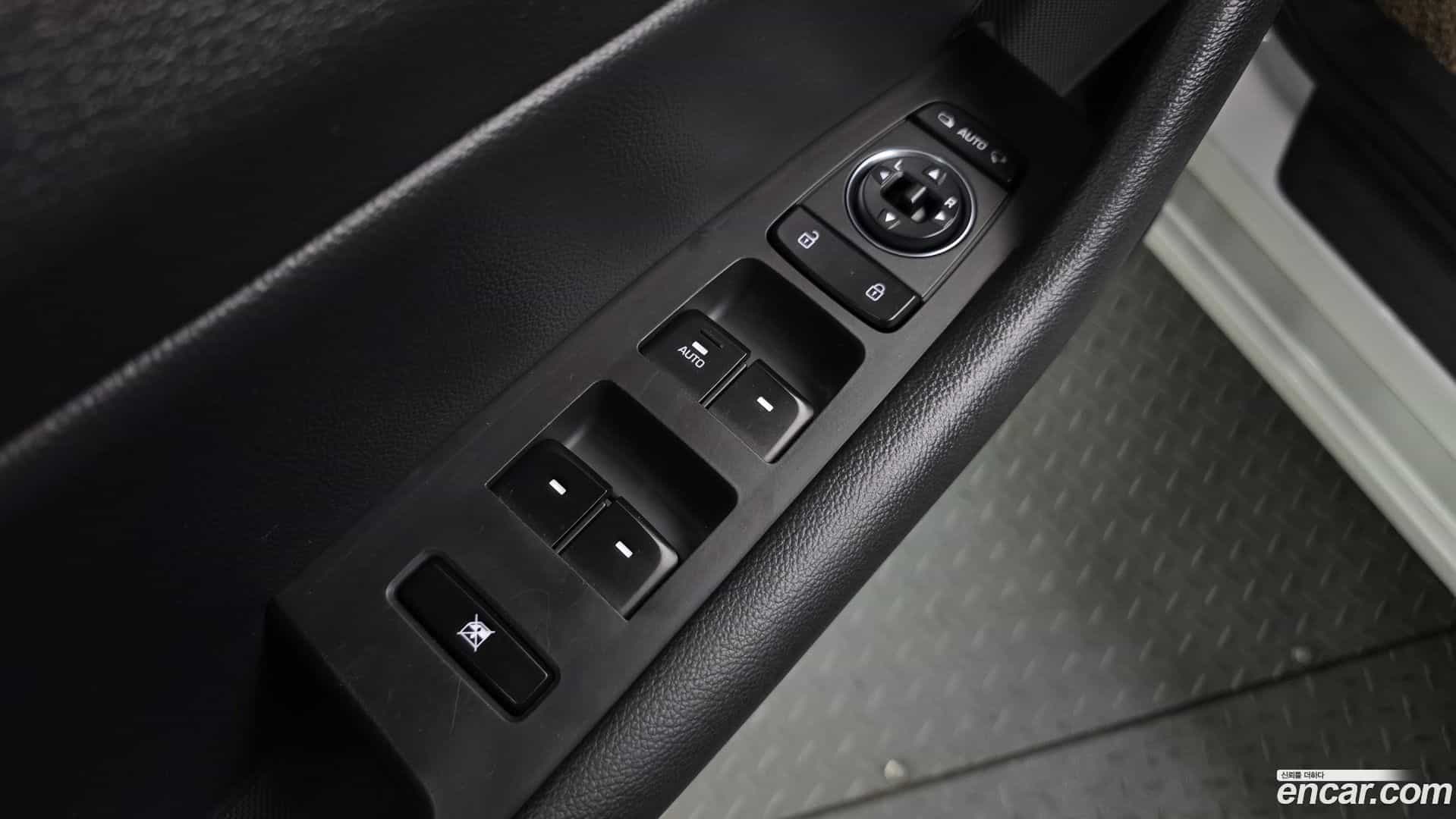 Sonata Hyundai 2015.11-OPTION-017
