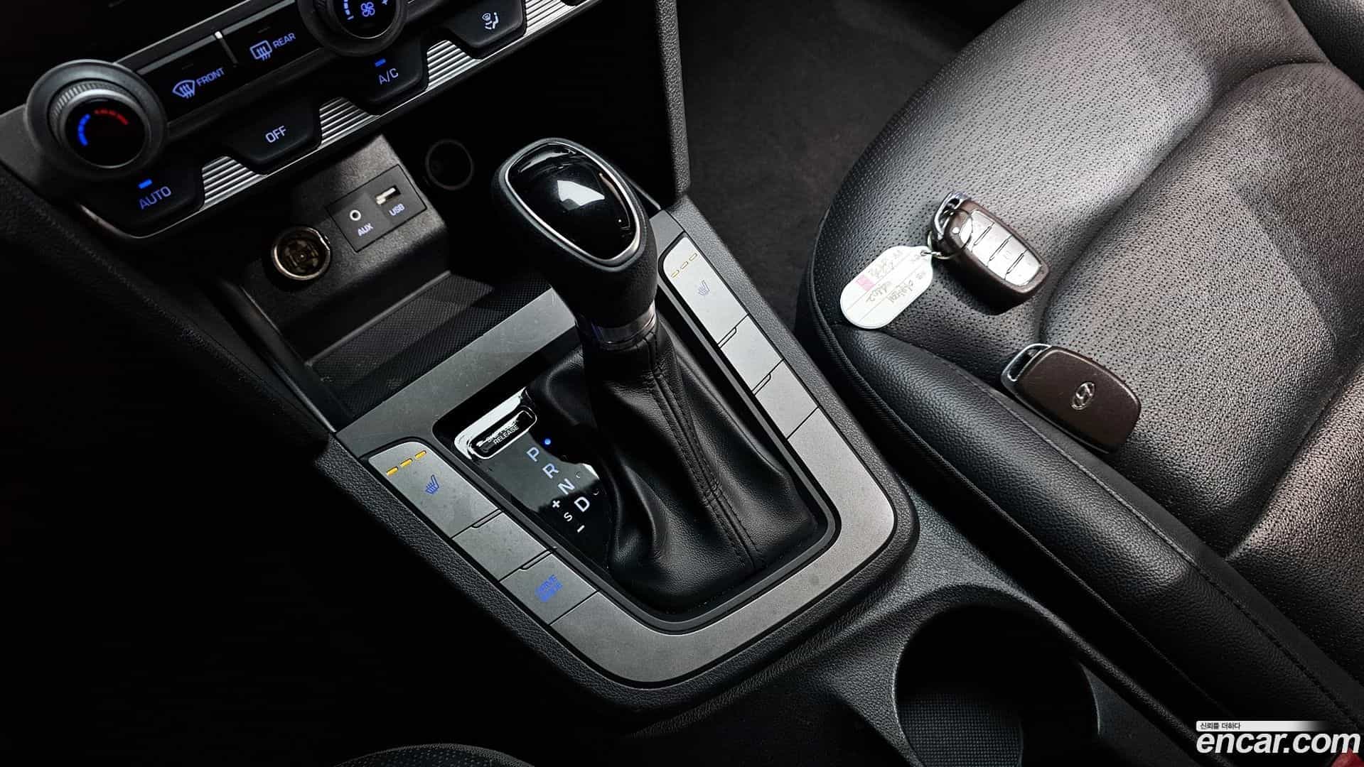 AVANTE Hyundai 2019.0-INNER-009