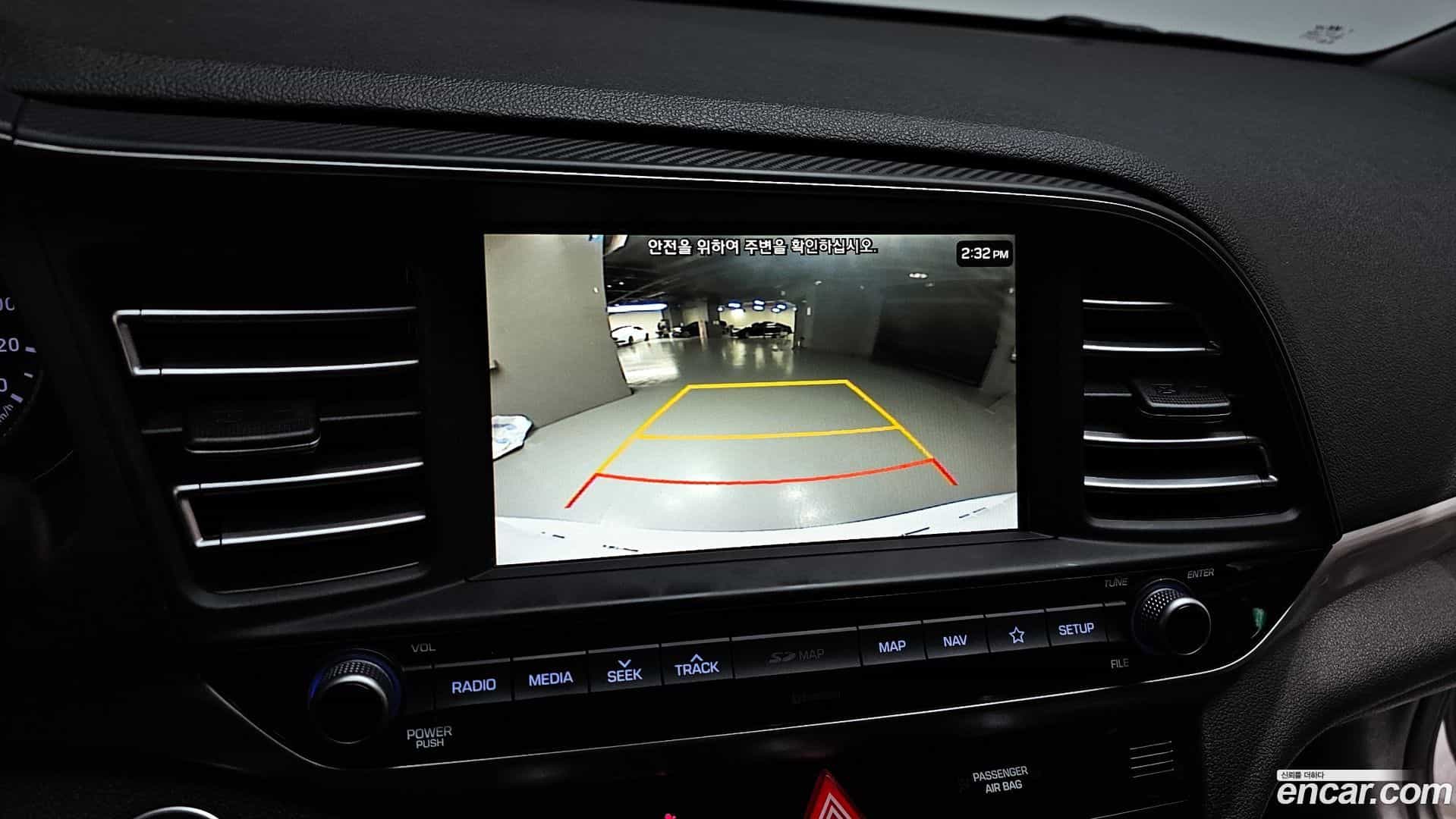 AVANTE Hyundai 2019.0-OPTION-018