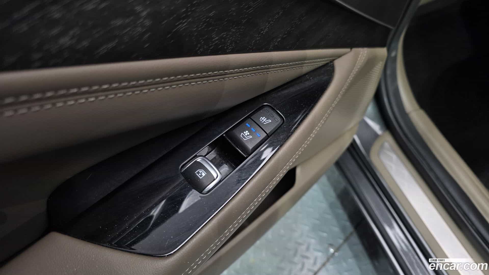 K8 Kia 2022.2-OPTION-024