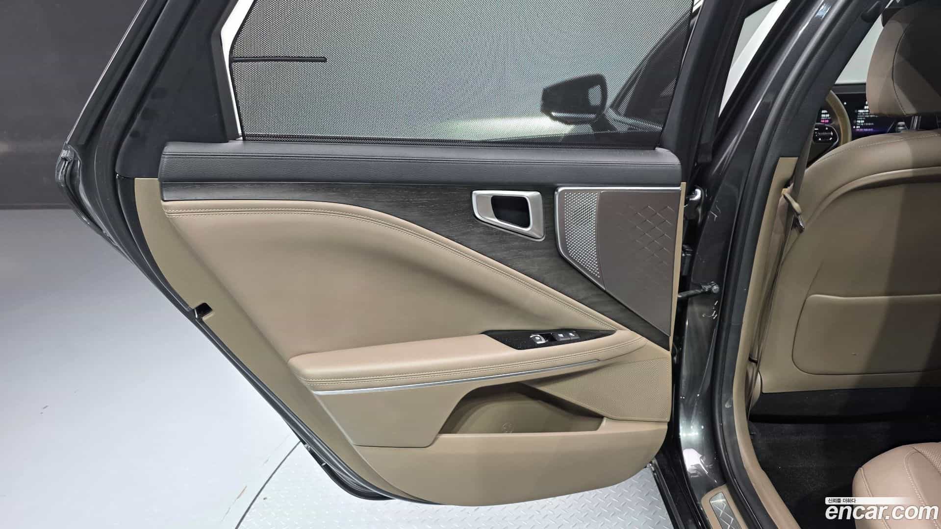 K8 Kia 2022.2-INNER-035