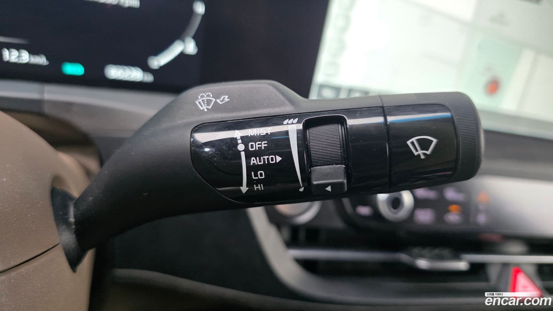 Main__Slider__Photo:K8 Kia 2022.2-29