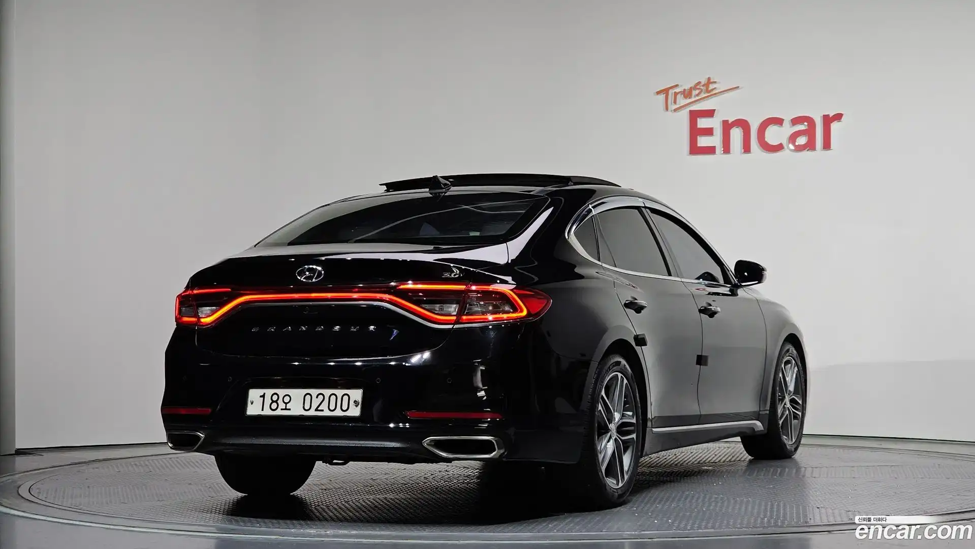 Grandeur Hyundai 2017.0-OUTER-002