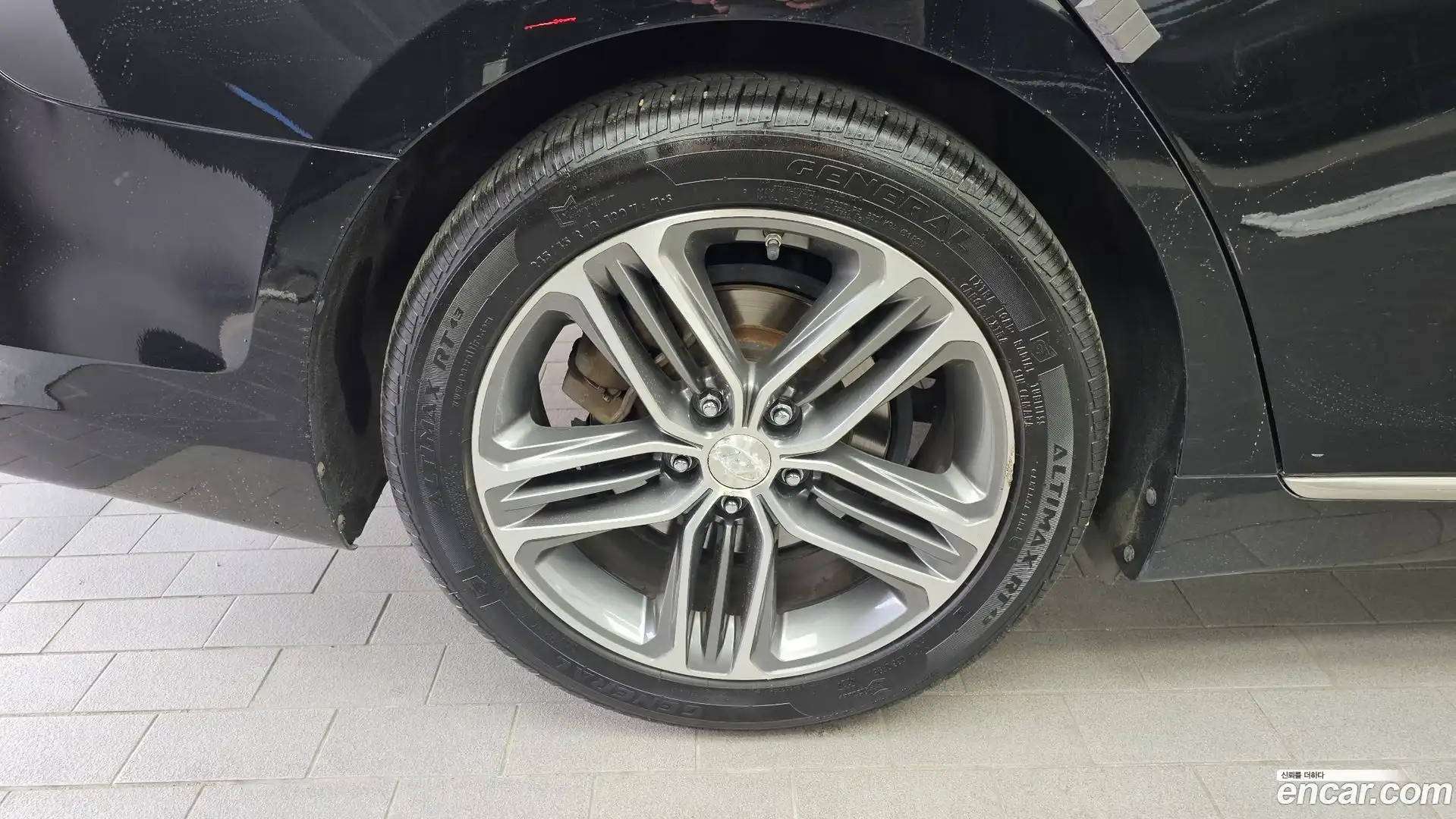 Grandeur Hyundai 2017.0-OUTER-005
