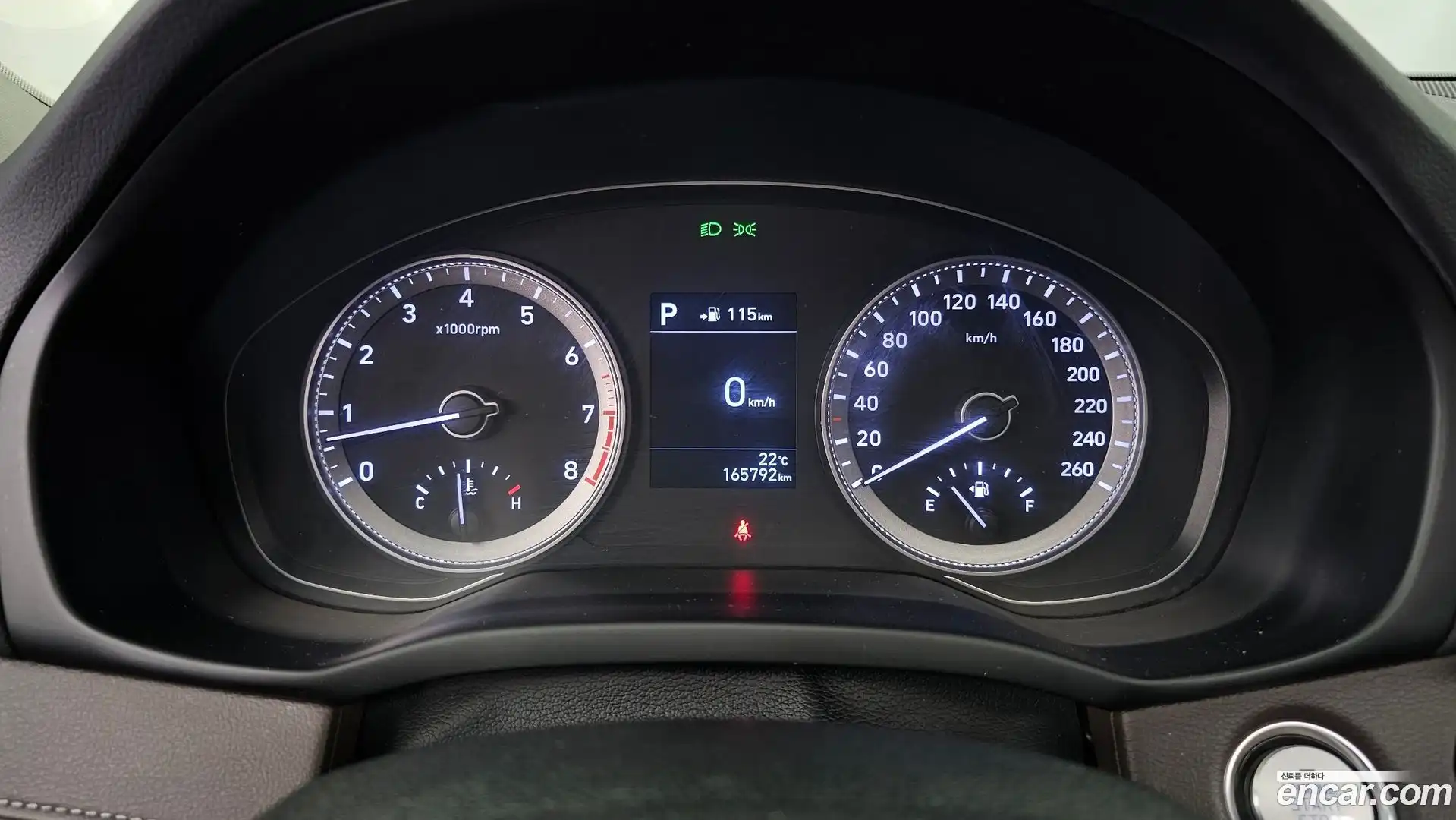 Grandeur Hyundai 2017.0-INNER-008