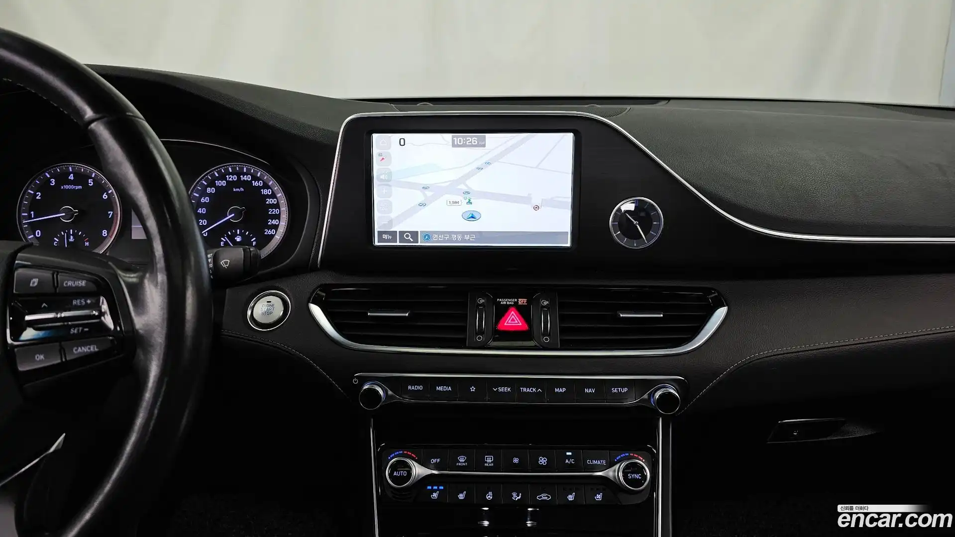 Grandeur Hyundai 2017.0-OPTION-018