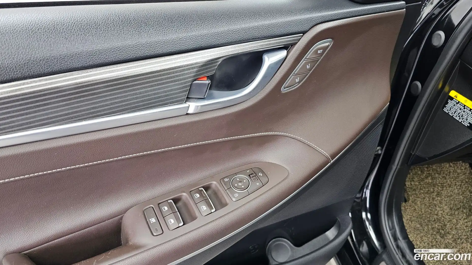 Grandeur Hyundai 2017.0-OPTION-042