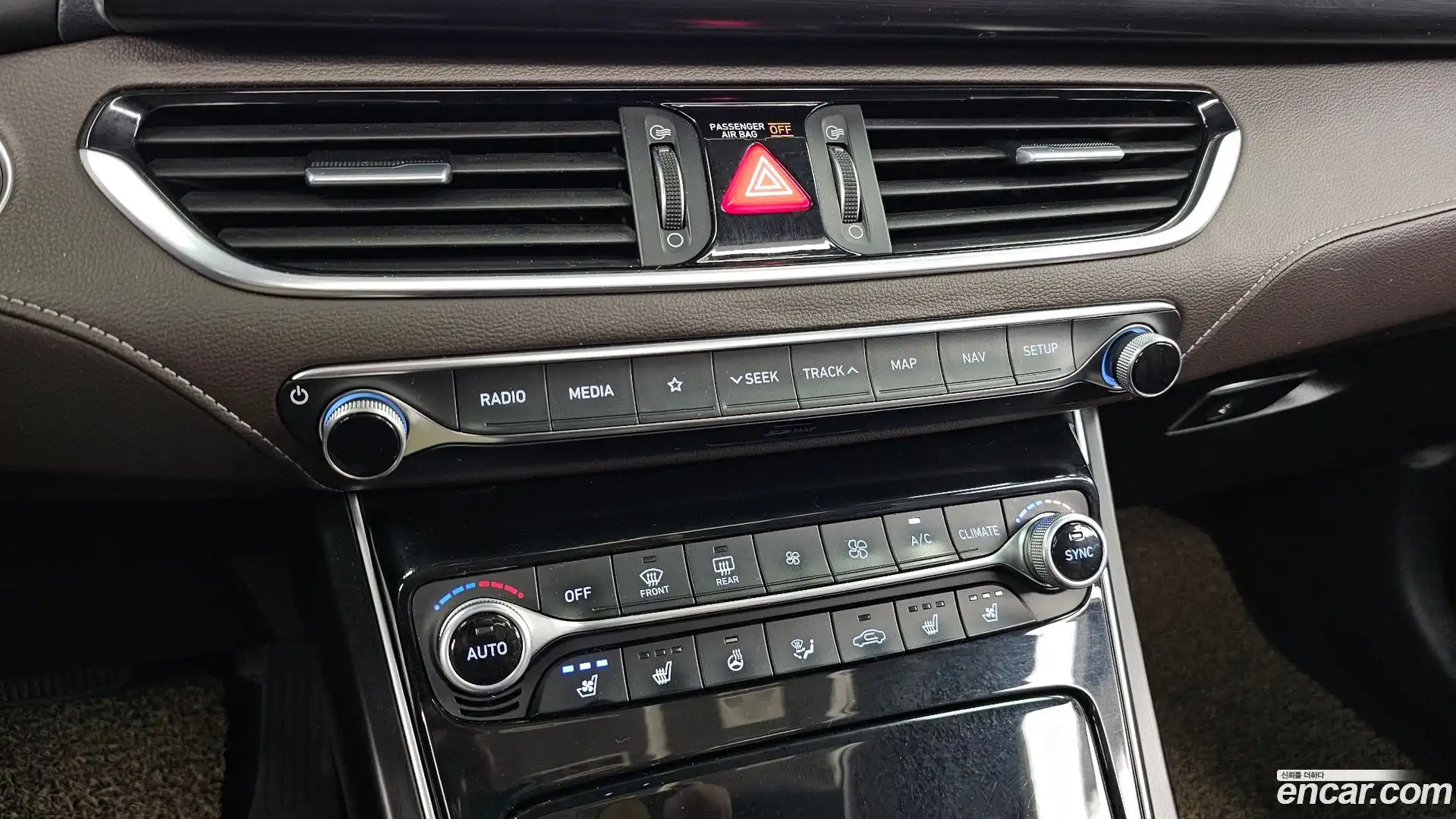 Grandeur Hyundai 2017.0-OPTION-045