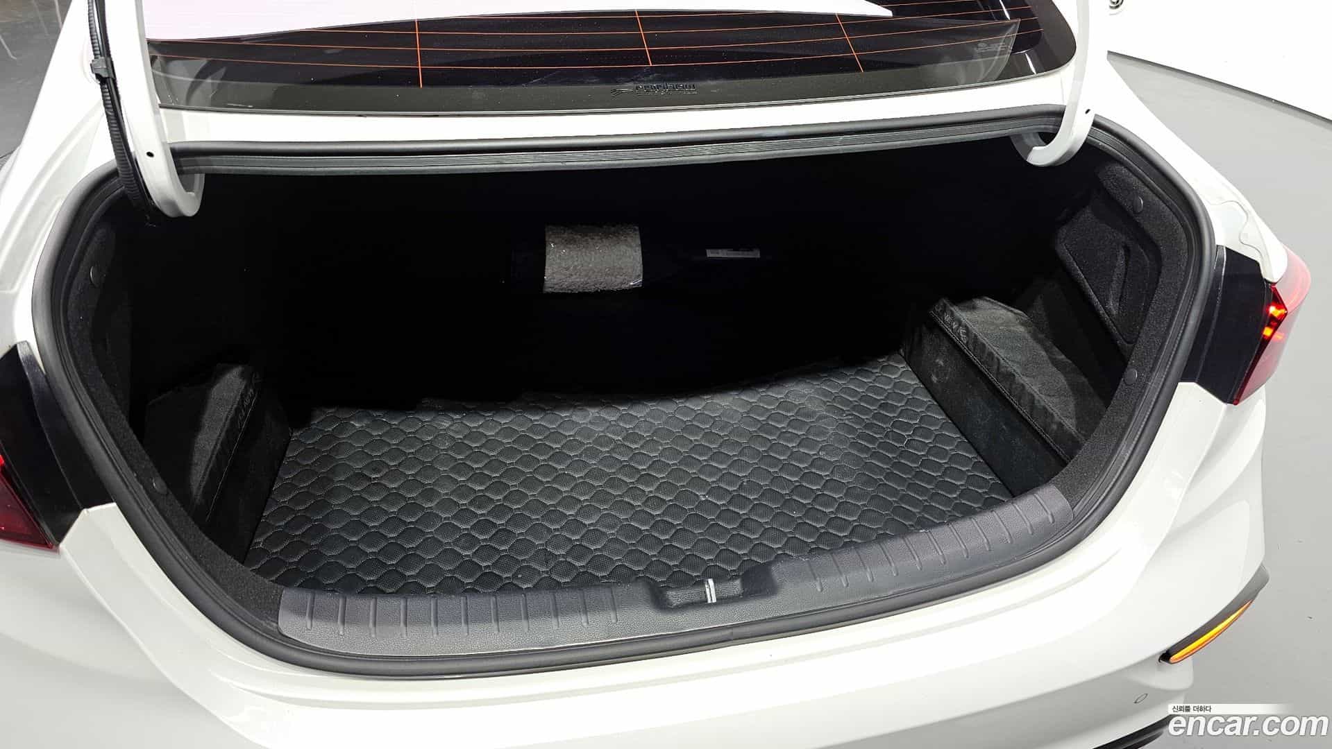 K3 Kia 2020.5-OPTION-051