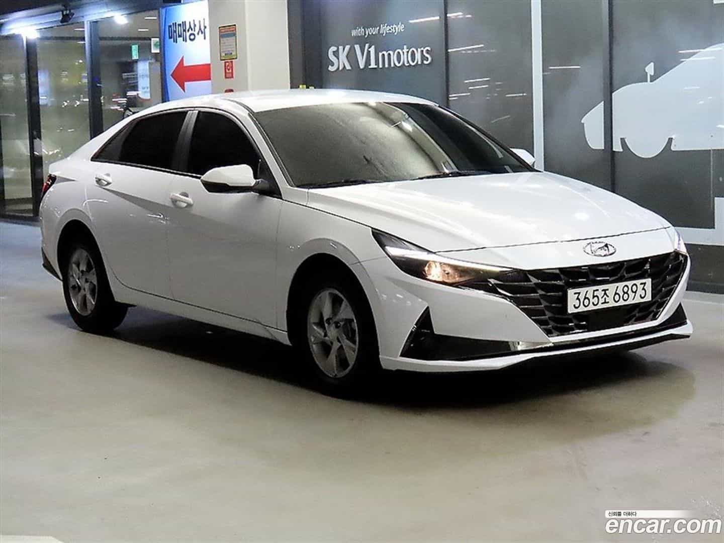 AVANTE Hyundai 2021.1-OUTER-001