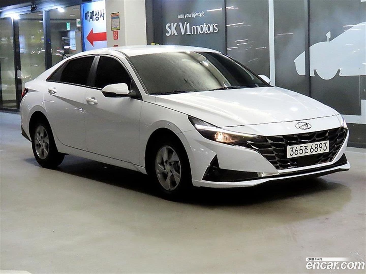 Main__Slider__Photo:AVANTE Hyundai 2021.1-0